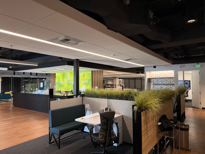 More Photos Of 8000 Edgewater Dr, Oakland Office For Lease