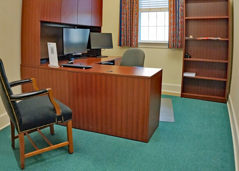 More Photos Of 50 S Cameron St, Winchester Office For Lease