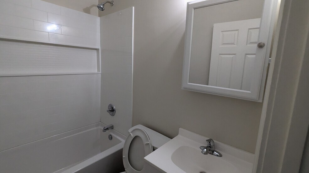 More Photos Of 47, 53-55 Congress Street, Troy General Retail For Sale