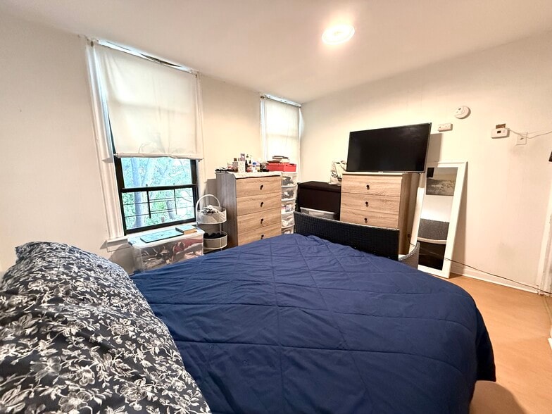 More Photos Of 615 Summit Ave, Union City Apartments For Sale