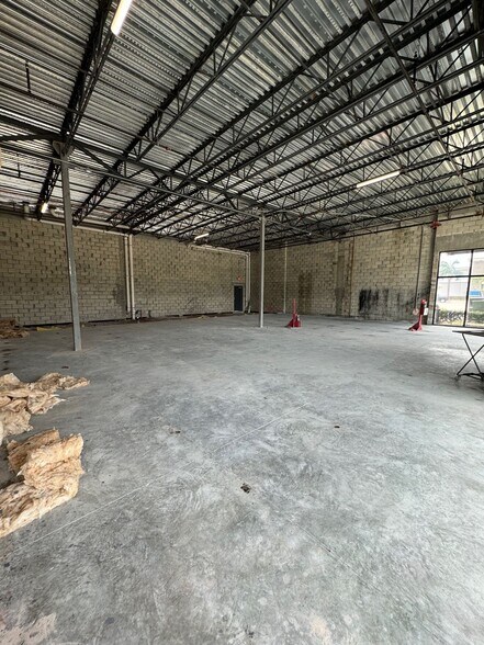 More Photos Of NWC Flamingo Rd And Miramar Pky, Miramar Unknown For Lease