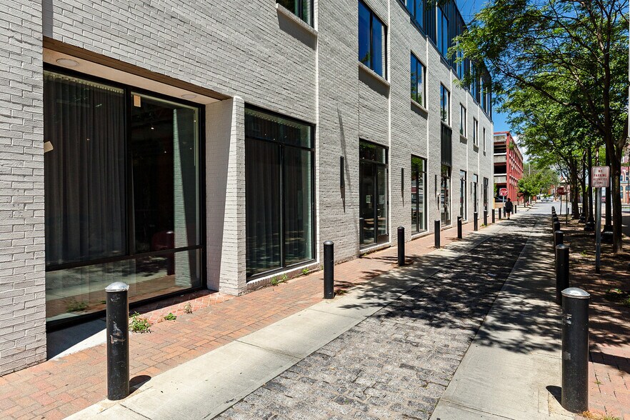 More Photos Of 289 Main St, Poughkeepsie Apartments For Lease