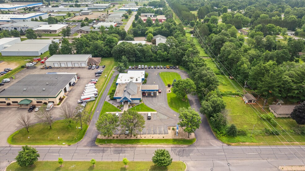 More Photos Of 3101 Hoover Rd, Stevens Point Bank For Sale