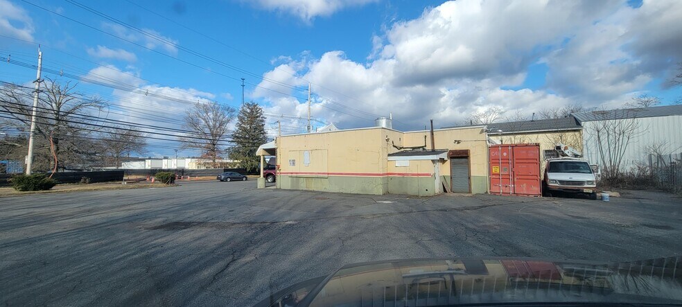 More Photos Of 610 Jersey Ave, New Brunswick Freestanding For Lease