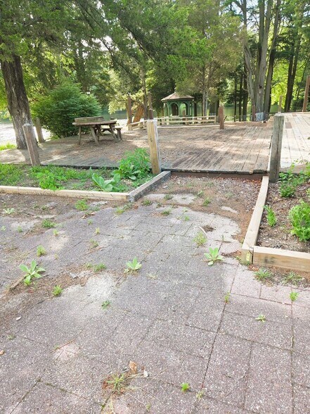 More Photos Of 476 S Burlington Rd, Bridgeton Sports And Entertainment For Sale