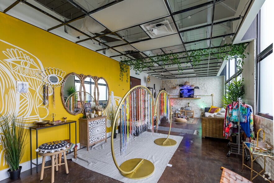 More Photos Of 1513 E Cleveland Ave, East Point Unknown For Sale