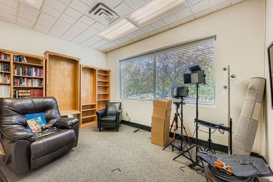More Photos Of 12577 E Caley Ave, Englewood Office For Sale