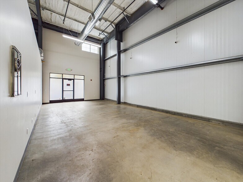 More Photos Of 39057 State Highway 299, Willow Creek Warehouse For Sale