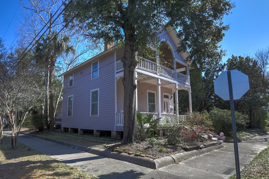 More Photos Of 522 N 7th Ave, Pensacola Multifamily For Sale