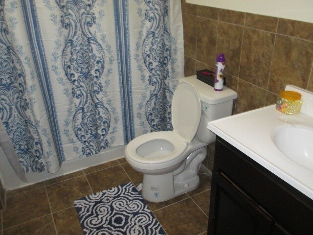 More Photos Of 493-495 Irvine Turner Blvd, Newark Multifamily For Sale