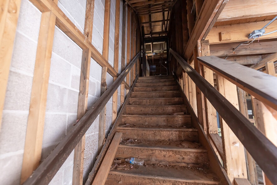More Photos Of 6020 Shelby Oaks Dr, Memphis Hotel For Sale
