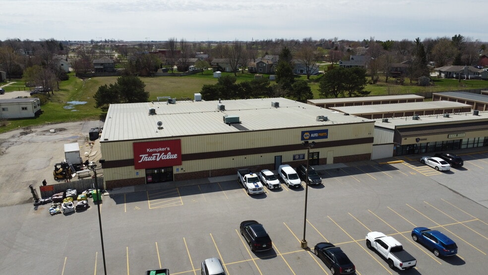 Primary Photo Of 204 1st St, Grimes General Retail For Lease