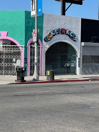 Primary Photo Of 7450-7454 Melrose Ave, Los Angeles Storefront For Lease