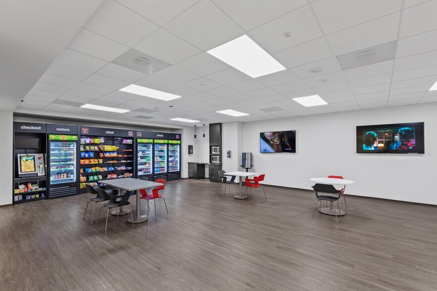 More Photos Of 2200 West Loop South, Houston Office For Lease