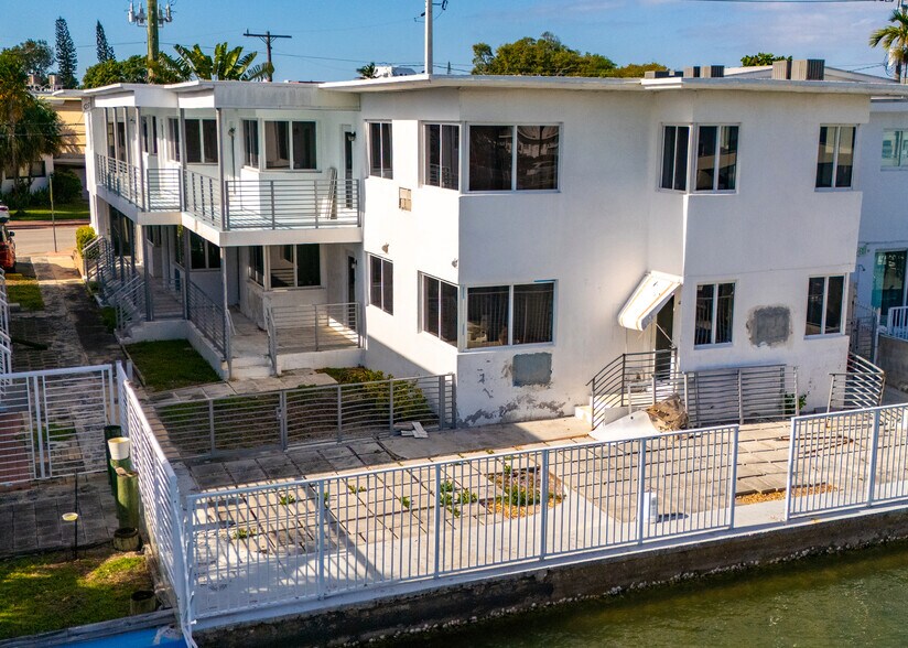 More Photos Of 8025 Crespi Blvd, Miami Beach Apartments For Sale