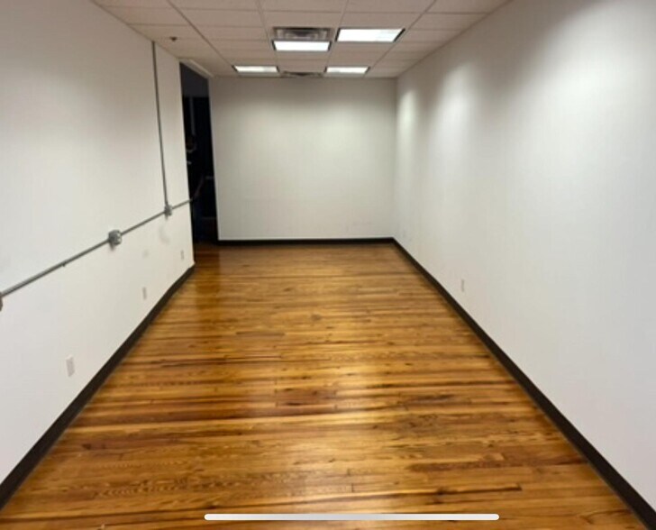 More Photos Of 503-509 5th Ave, Brooklyn Office For Lease