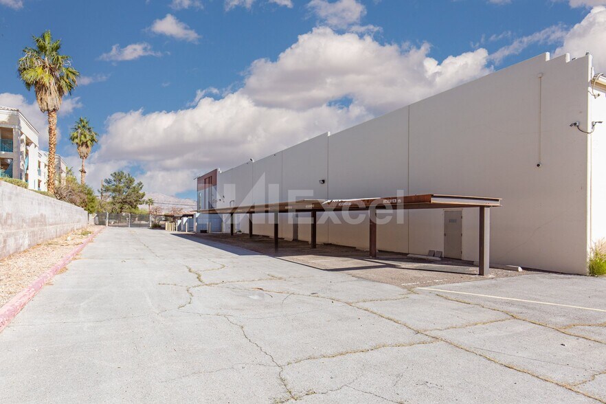 More Photos Of 4380 Boulder Hwy, Las Vegas Light Distribution For Lease