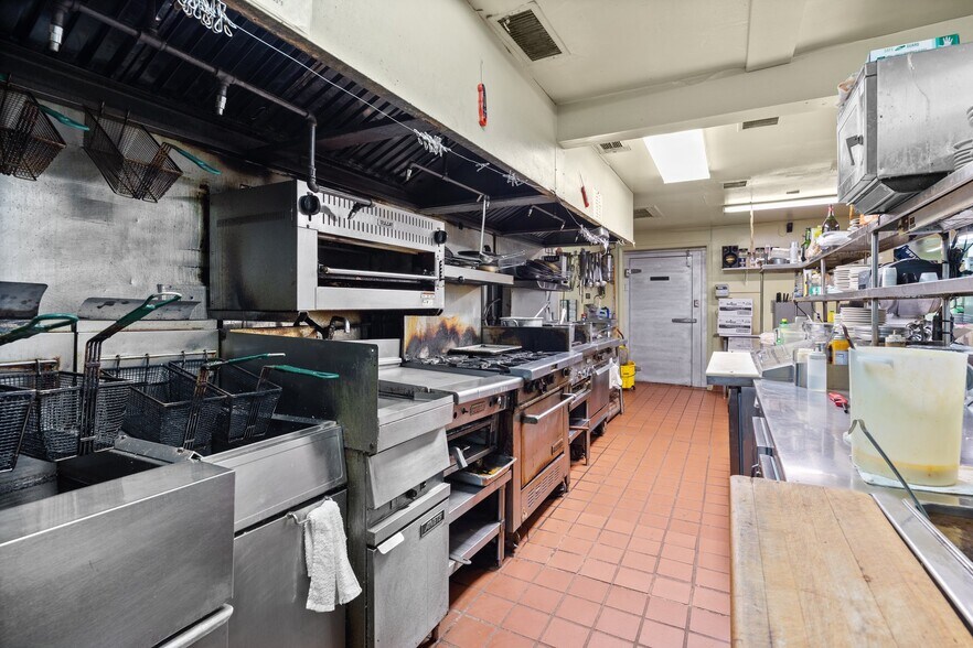 More Photos Of 100 W Maple Ave, Langhorne Restaurant For Sale