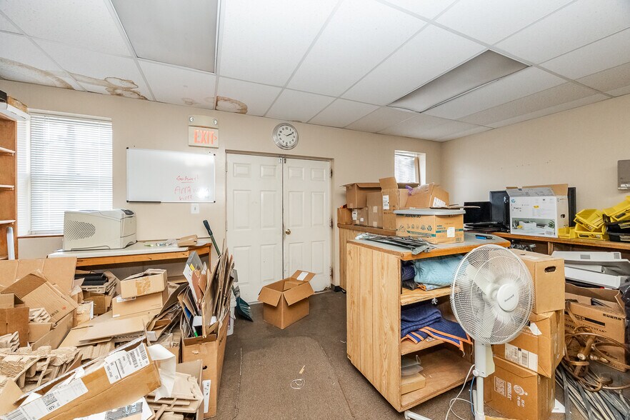 More Photos Of 67-73 Harry St, Conshohocken Office For Lease