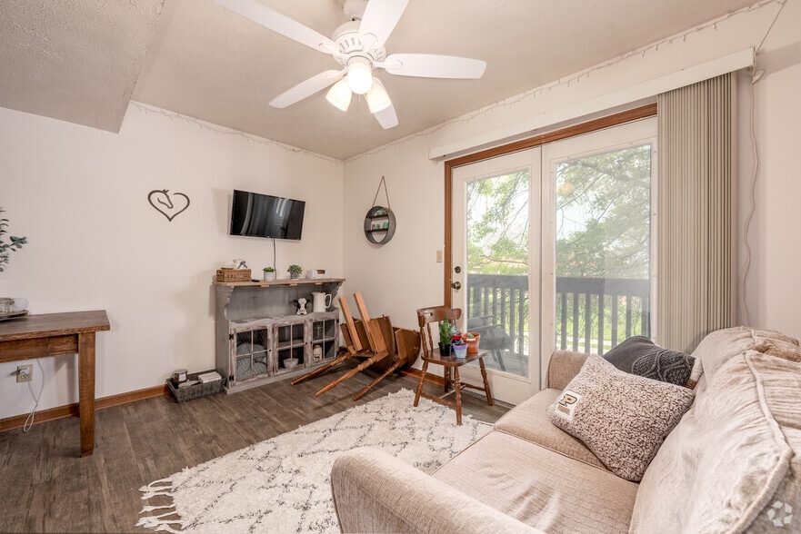 More Photos Of 400 S Grant St, West Lafayette Apartments For Sale