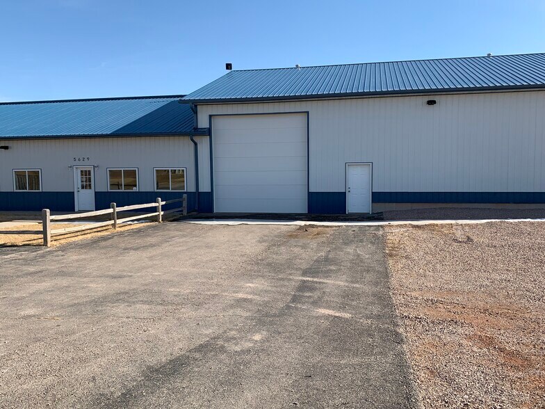 More Photos Of 5629 Bob Ln, Black Hawk Warehouse For Lease