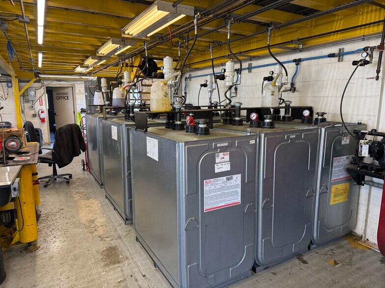 More Photos Of 4881 Pittsburgh Rd, Harrisville Light Distribution For Sale