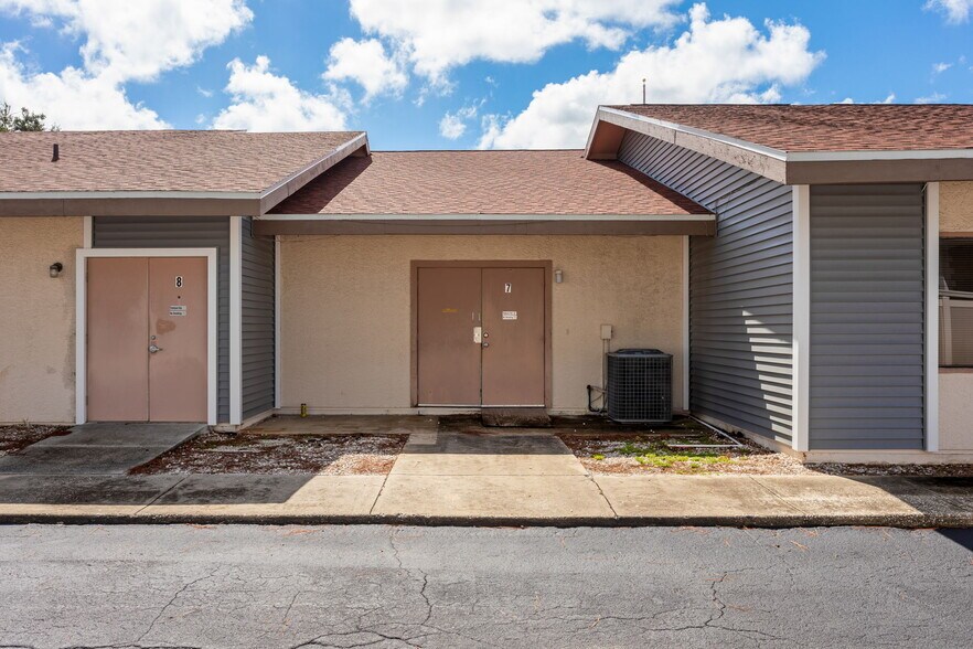 More Photos Of 12029 Majestic Blvd, Hudson Office For Lease