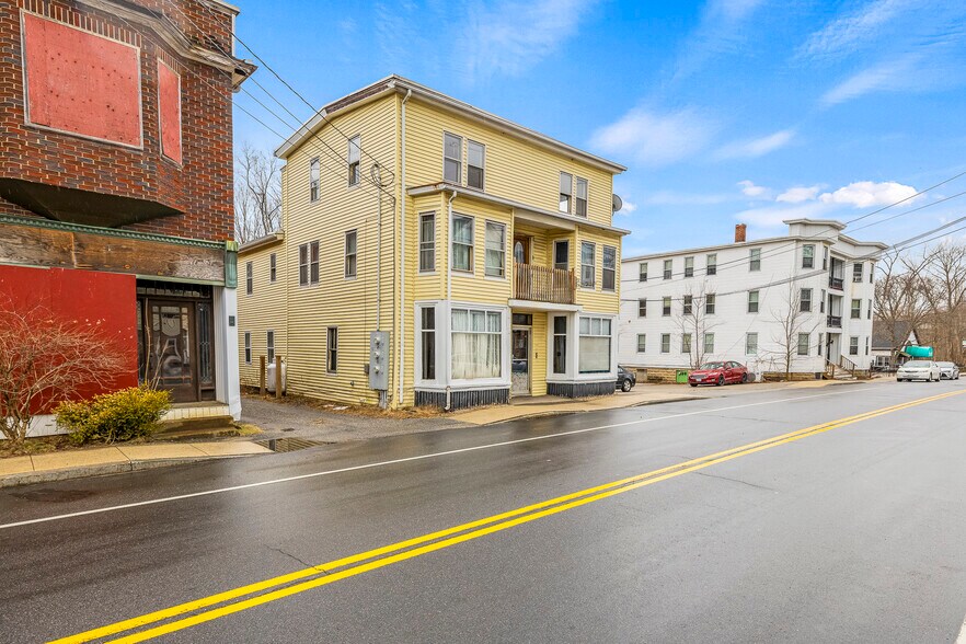 More Photos Of 441 Main St, South Berwick Apartments For Sale