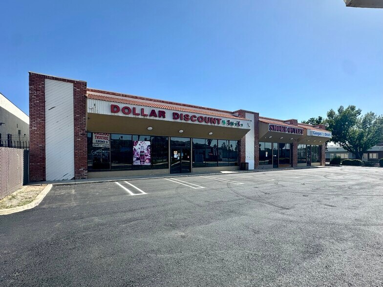 More Photos Of 41615-41627 E Florida Ave, Hemet Freestanding For Lease