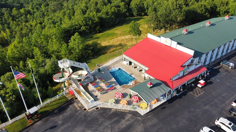 More Photos Of 3518 Osage Beach Pkwy, Osage Beach Hotel For Sale
