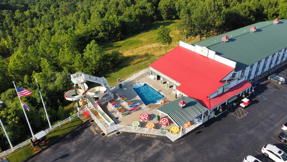 More Photos Of 3518 Osage Beach Pkwy, Osage Beach Hotel For Sale