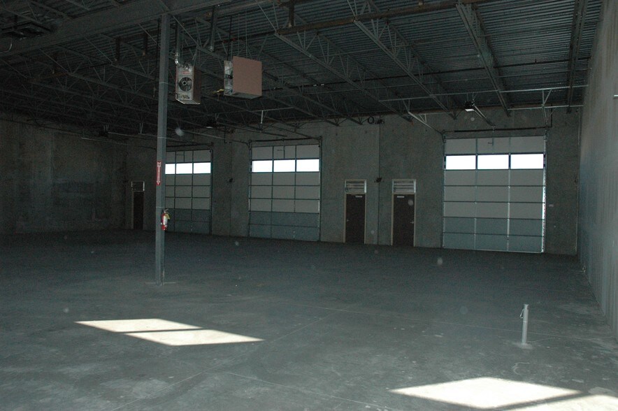 More Photos Of 12001 E 33rd Ave, Aurora Warehouse For Lease