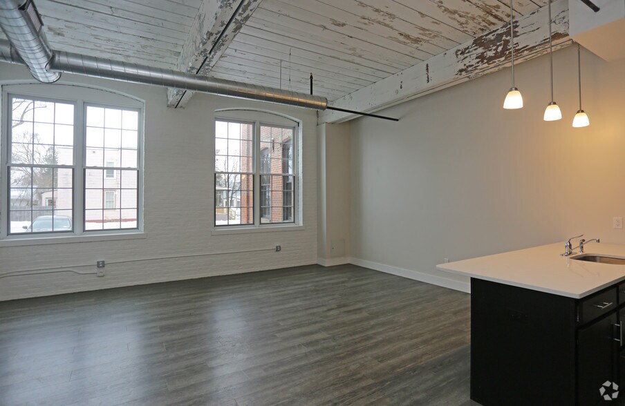 More Photos Of 24 Amity St, Cohoes Apartments For Sale