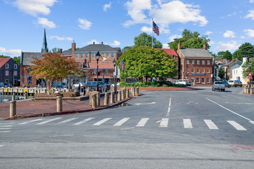More Photos Of 45 Randall St, Annapolis Storefront For Sale