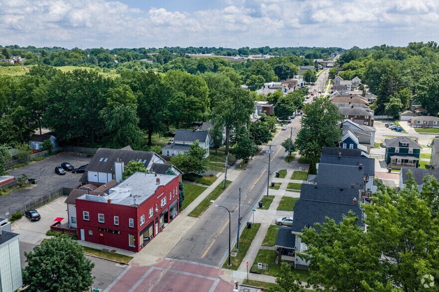 More Photos Of 485 Brown St, Akron General Retail For Lease