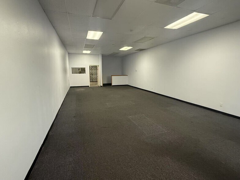 More Photos Of 110-180 Mountain Ave, Upland Unknown For Lease