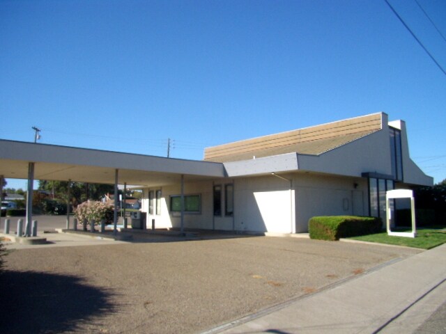 More Photos Of 659 State Highway 12, Rio Vista Freestanding For Lease