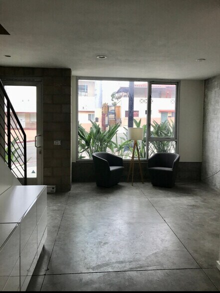More Photos Of 961 W Laurel St, San Diego Office For Lease