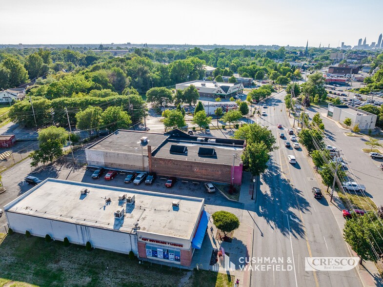 More Photos Of 6500 Broadway Ave, Cleveland General Retail For Sale