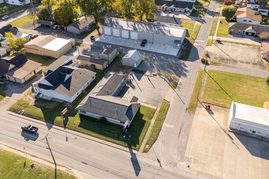 More Photos Of 602 S Court St, Marion Office For Sale
