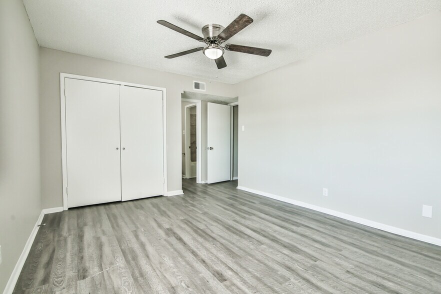 More Photos Of 5202 Bangor Ave, Lubbock Apartments For Sale