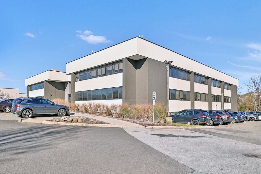 More Photos Of 222 Route 59, Airmont Medical For Lease