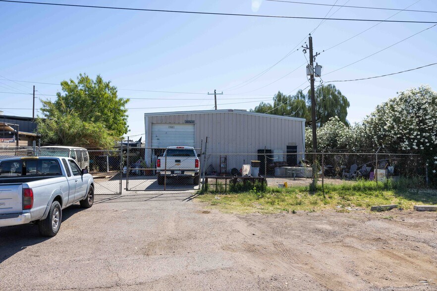 More Photos Of 4001 E Madison St, Phoenix Unknown For Lease