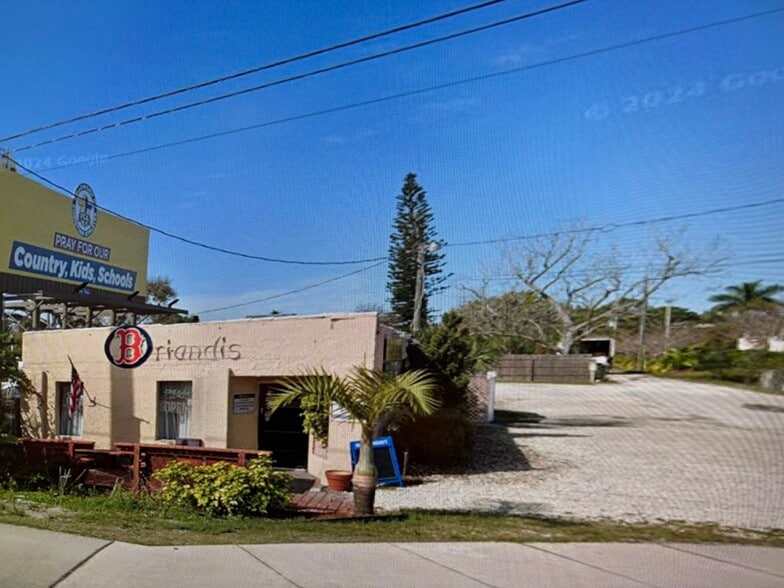 More Photos Of 202 Tamiami Trl S, Nokomis Restaurant For Sale
