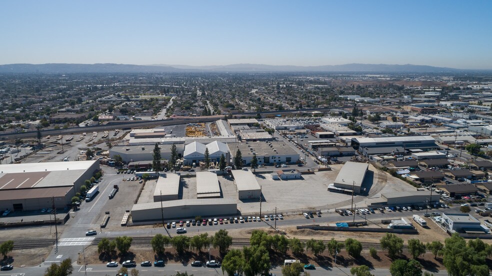 Primary Photo Of 555 W Danlee St, Azusa Land For Lease