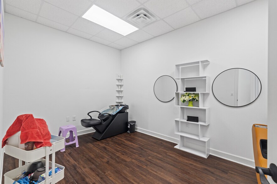 More Photos Of 26077 Nelson Way, Katy Medical For Sale
