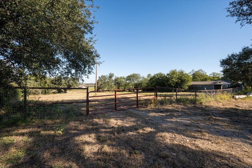 More Photos Of 1401 E Washington St, Stephenville Land For Sale