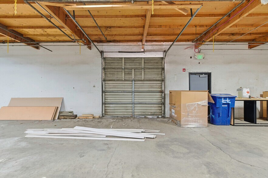 More Photos Of 3601 Ming Ave, Bakersfield Freestanding For Sale