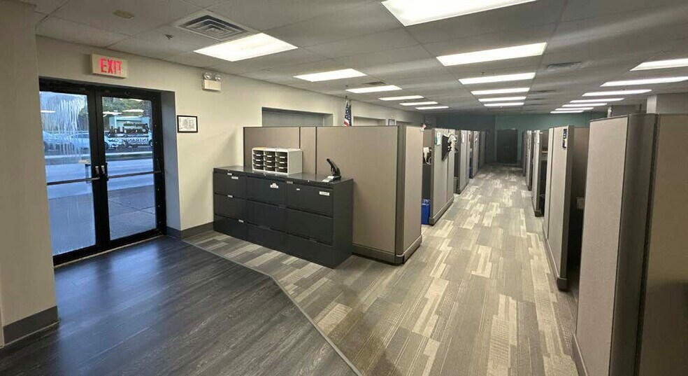 More Photos Of 100 N Cameron St, Harrisburg Office For Lease