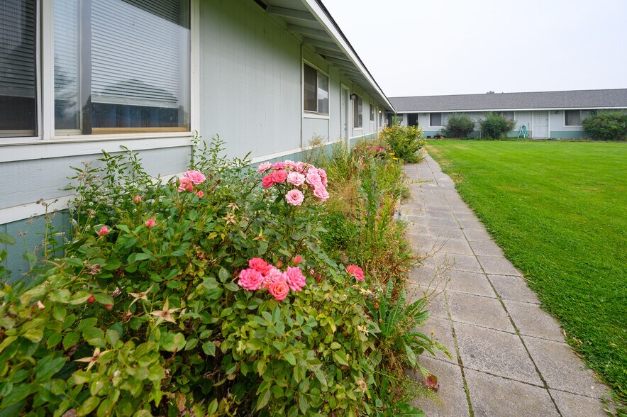 More Photos Of 2125 SW Xero Ln, Redmond Apartments For Sale